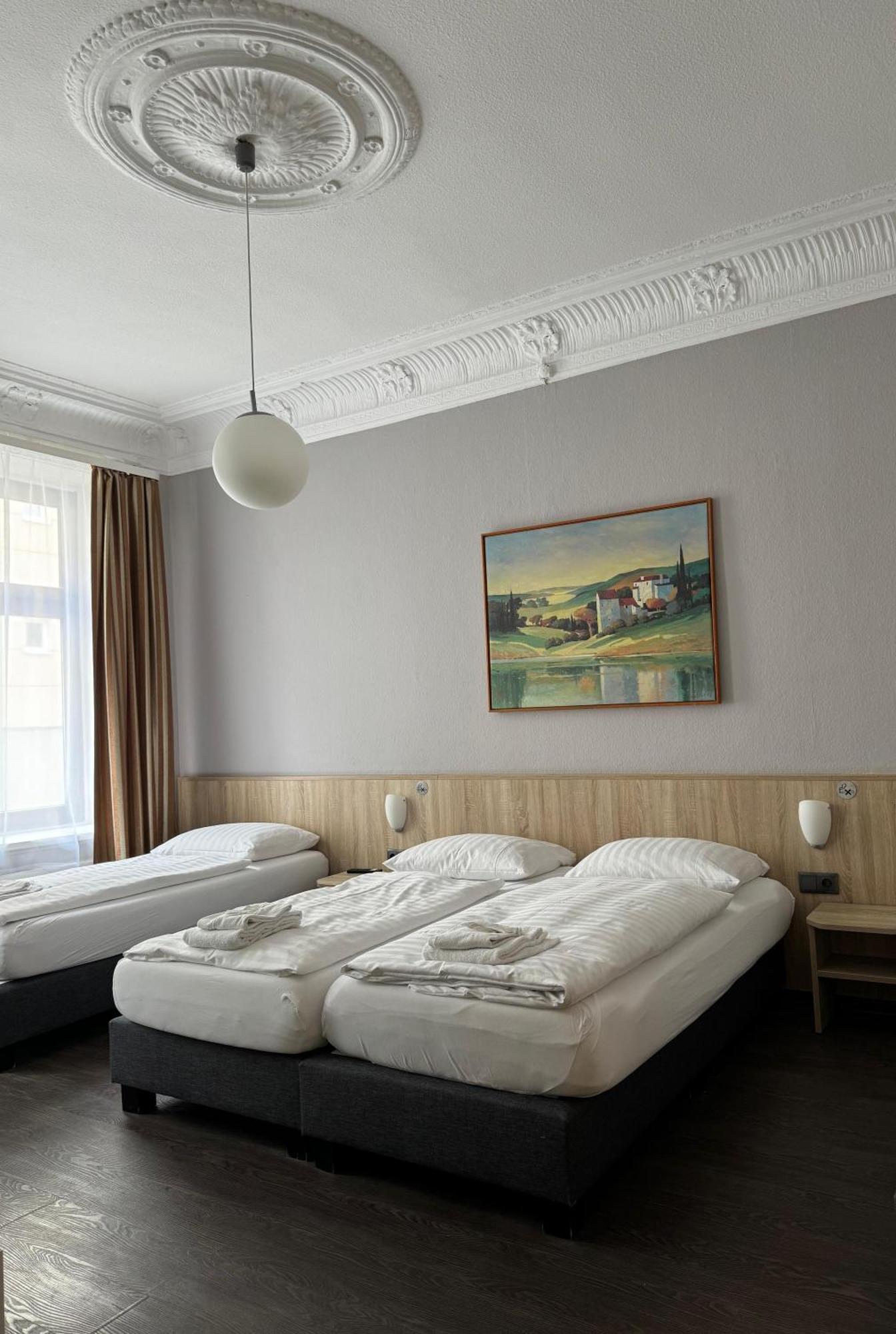 Hotel Kieler Hof Am Hauptbahnhof - Hamburg Central Station Dış mekan fotoğraf