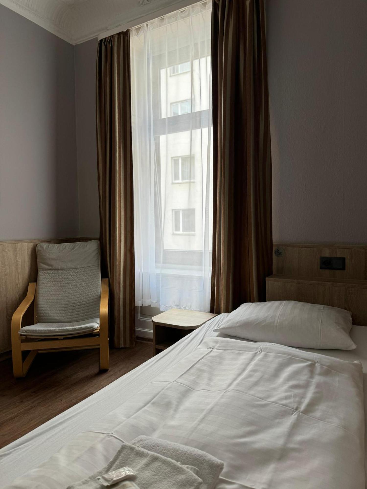 Hotel Kieler Hof Am Hauptbahnhof - Hamburg Central Station Dış mekan fotoğraf