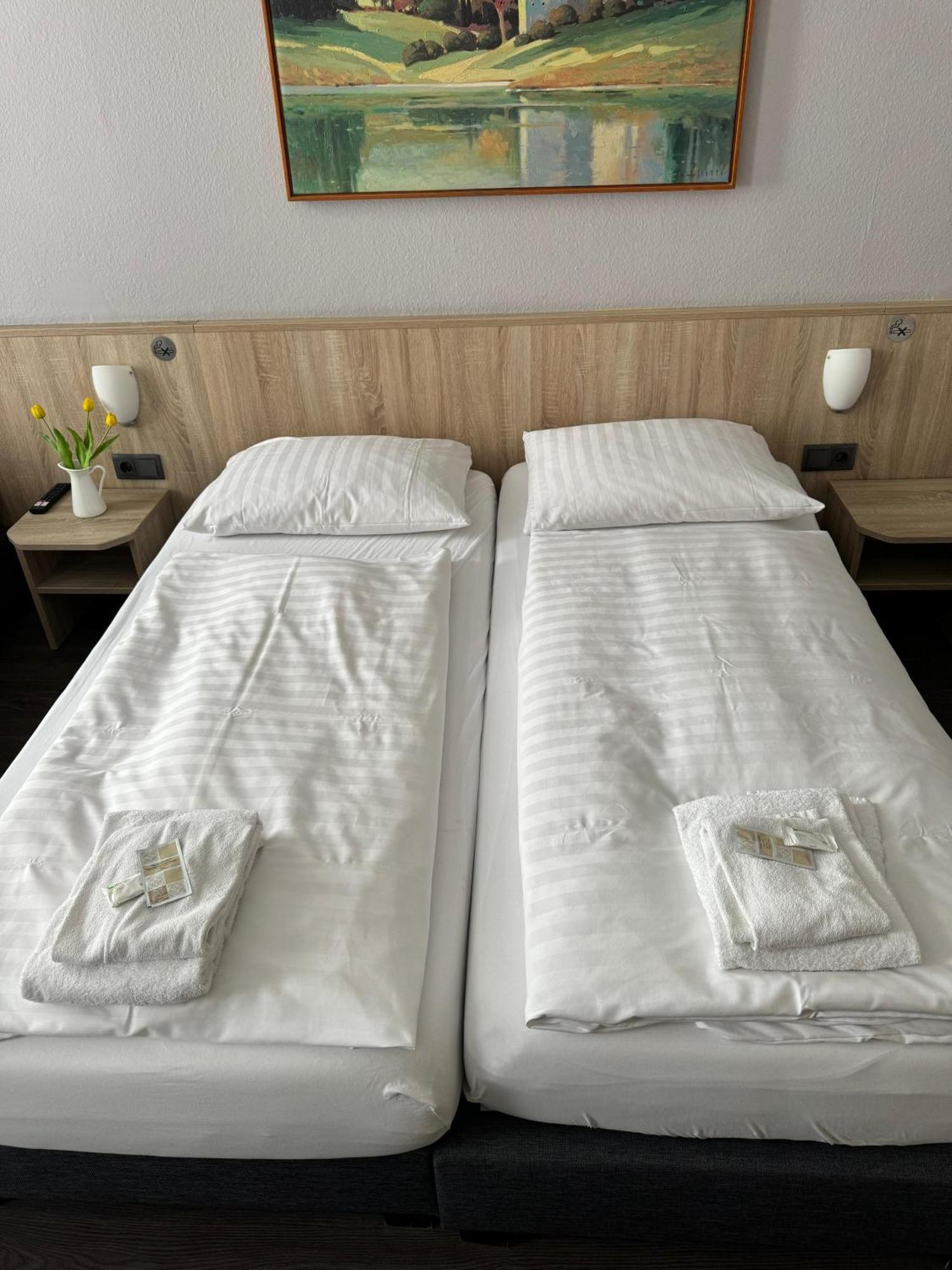 Hotel Kieler Hof Am Hauptbahnhof - Hamburg Central Station Dış mekan fotoğraf