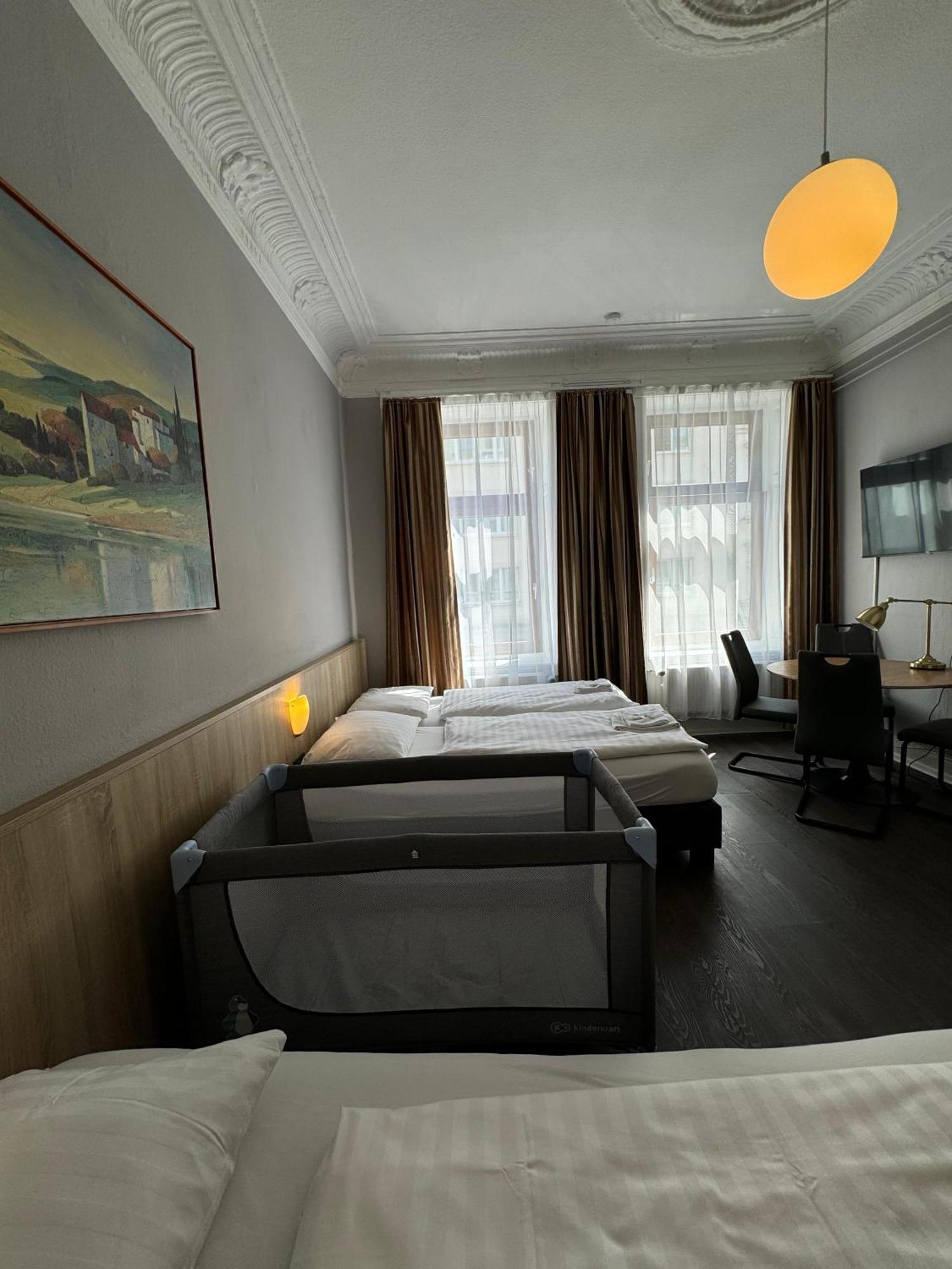 Hotel Kieler Hof Am Hauptbahnhof - Hamburg Central Station Dış mekan fotoğraf
